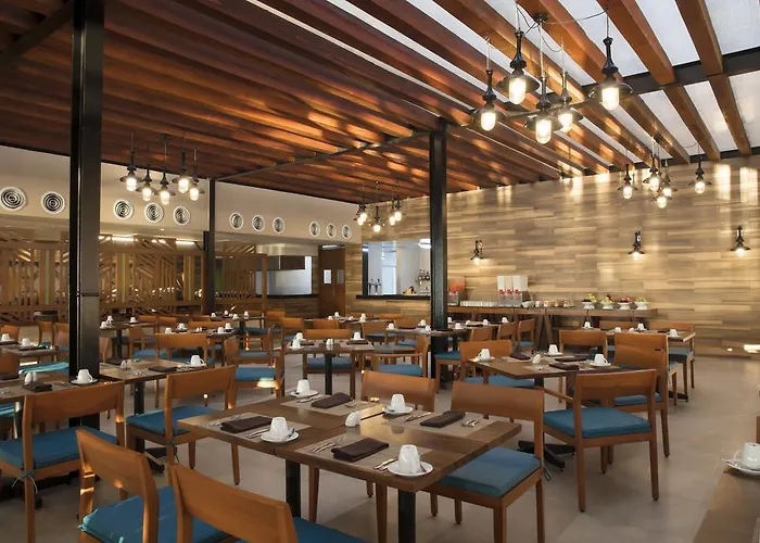 Krystal Grand Cabos -